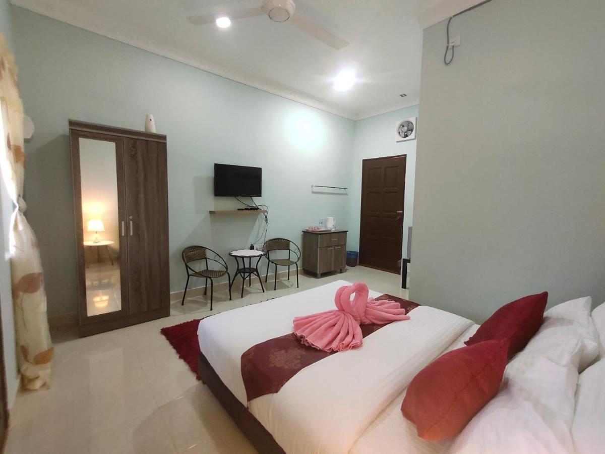 Ku'S Roomstay Pantai Cenang  Exterior foto
