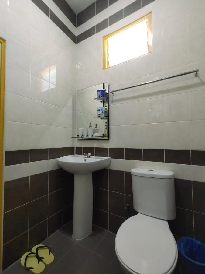 Ku'S Roomstay Pantai Cenang  Exterior foto
