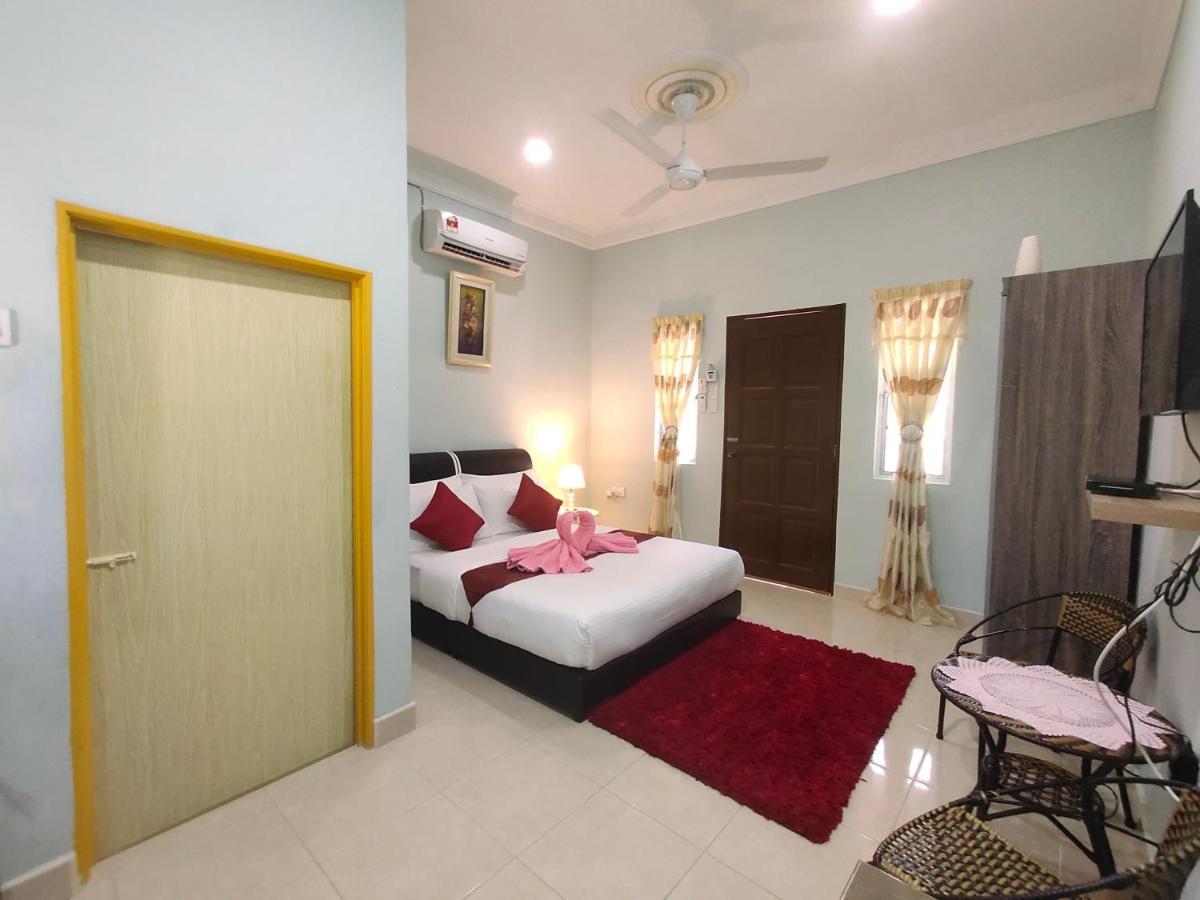 Ku'S Roomstay Pantai Cenang  Exterior foto