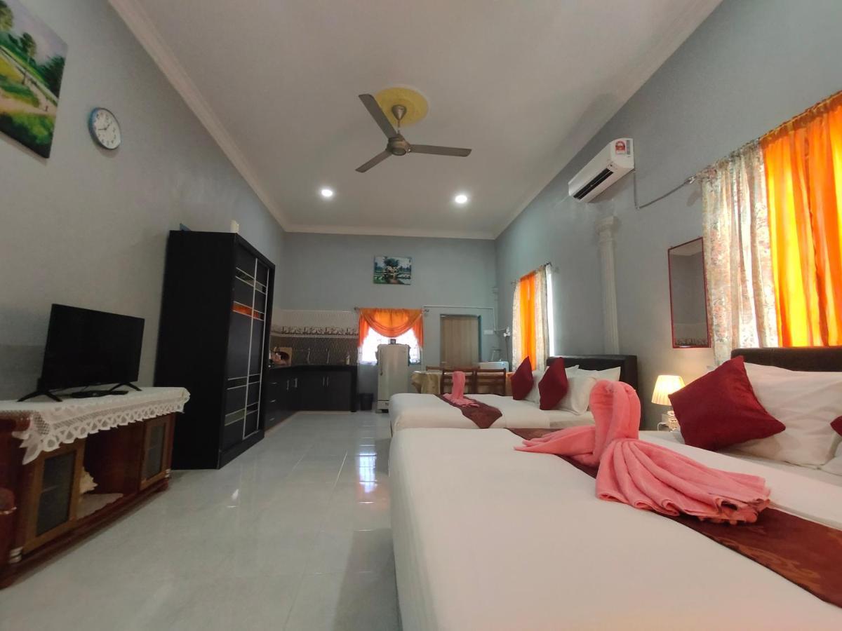 Ku'S Roomstay Pantai Cenang  Exterior foto
